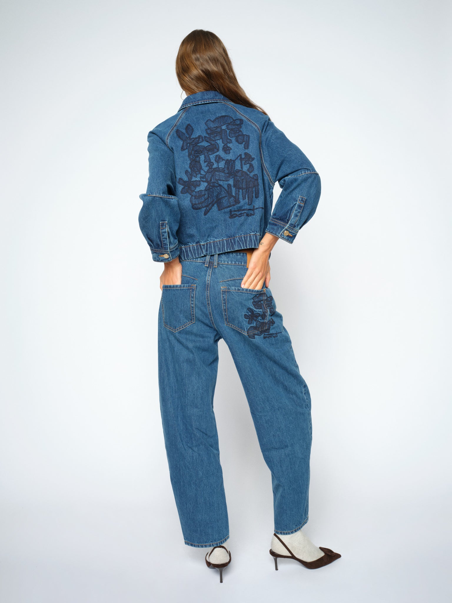 Modelshot / Blue / Detail